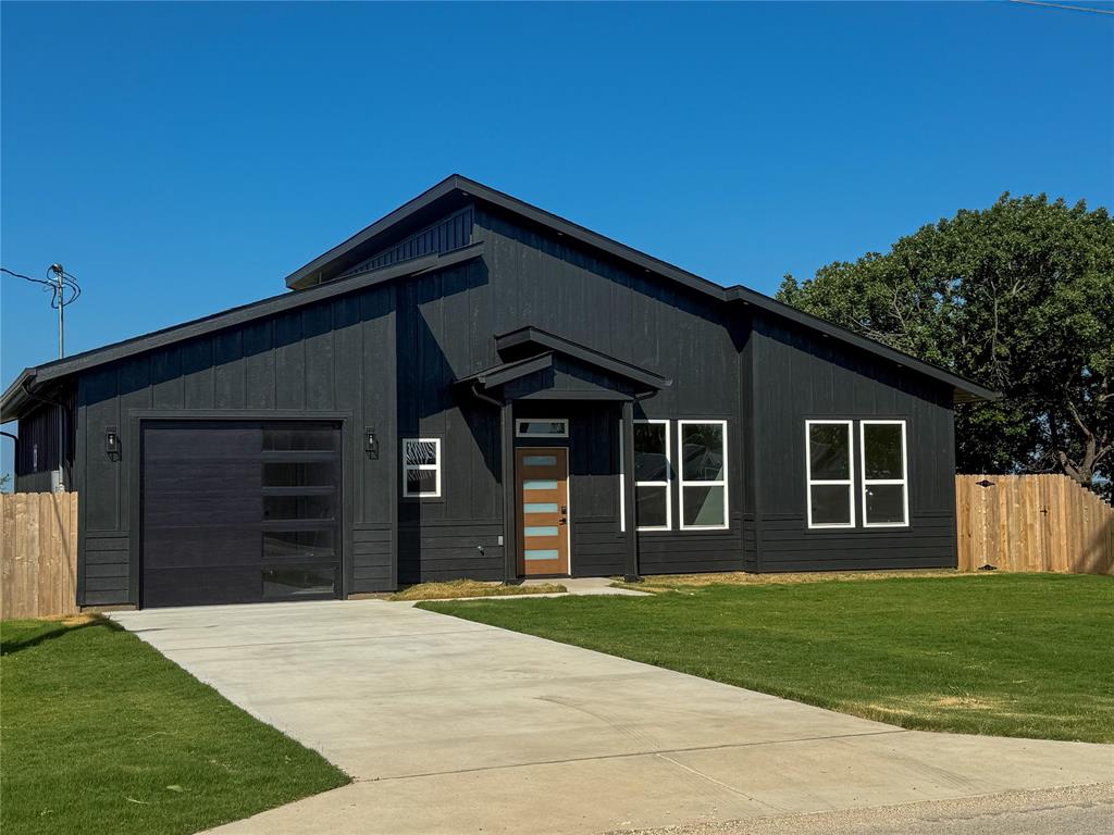 501 North Cleburne Whitney Road Rio Vista, TX 76093 - Photo 1 of 25