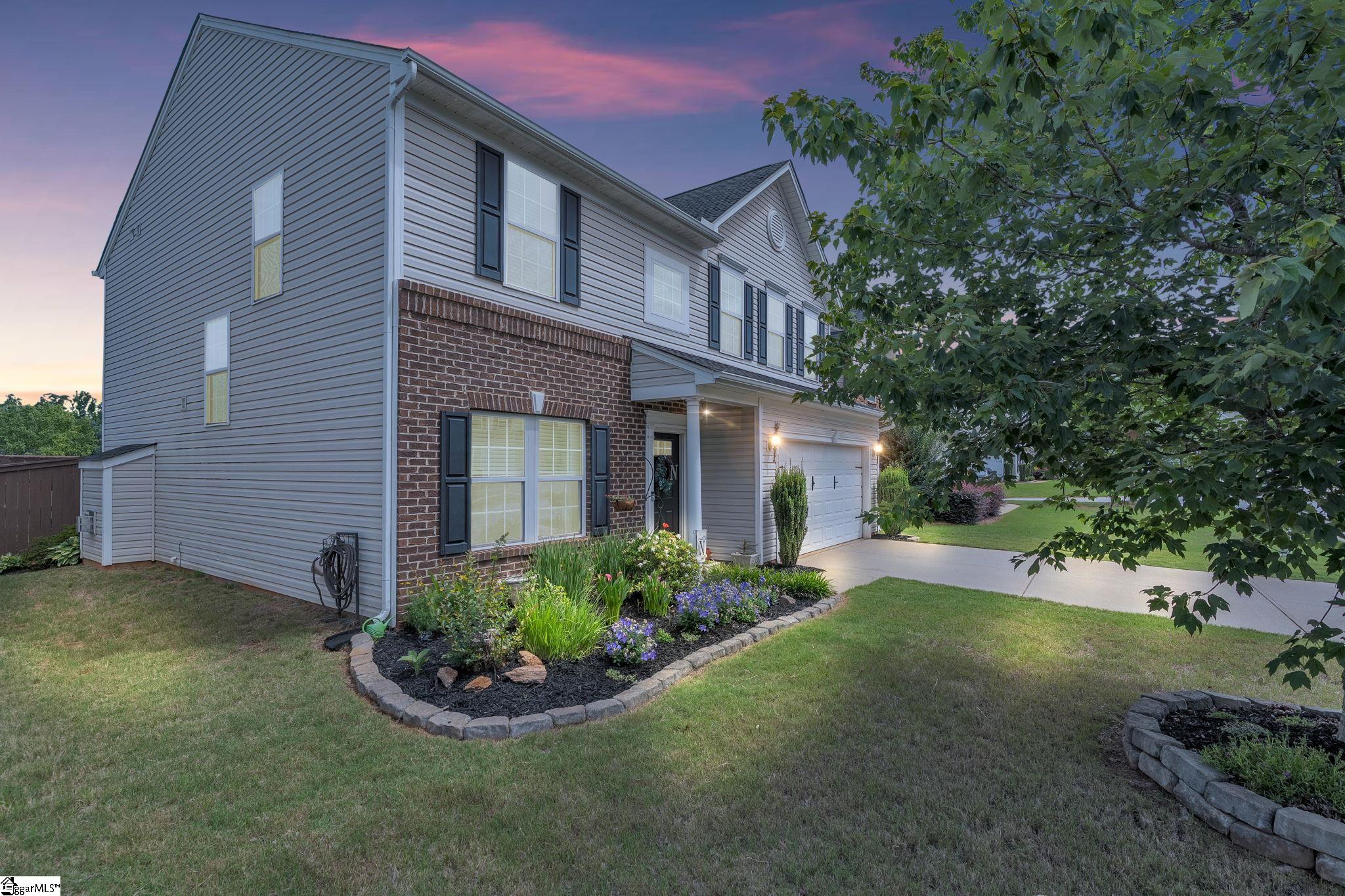 119 Shale Court Mauldin, SC 29607 - Photo 9 of 49