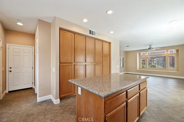 $3,700 | 6342 Sunfield Court, Riverside, CA 92504