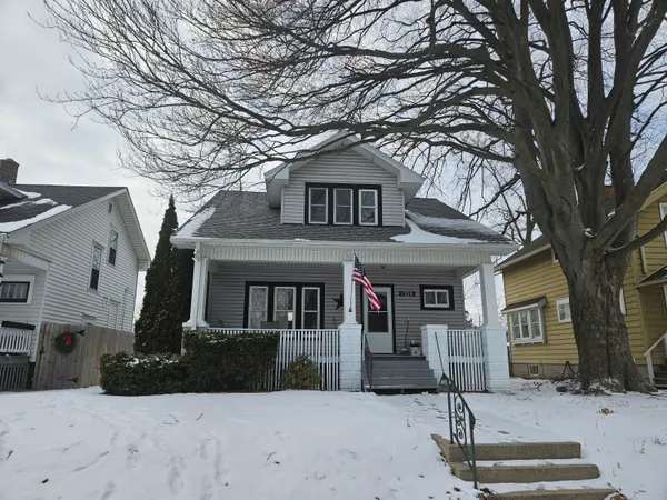 $283,900 | 1324 Hayes Avenue, Racine, WI 53405