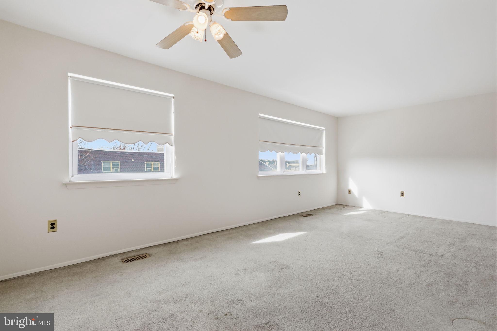 7921 Fairfield Street Philadelphia, PA 19152 - Photo 17 of 36