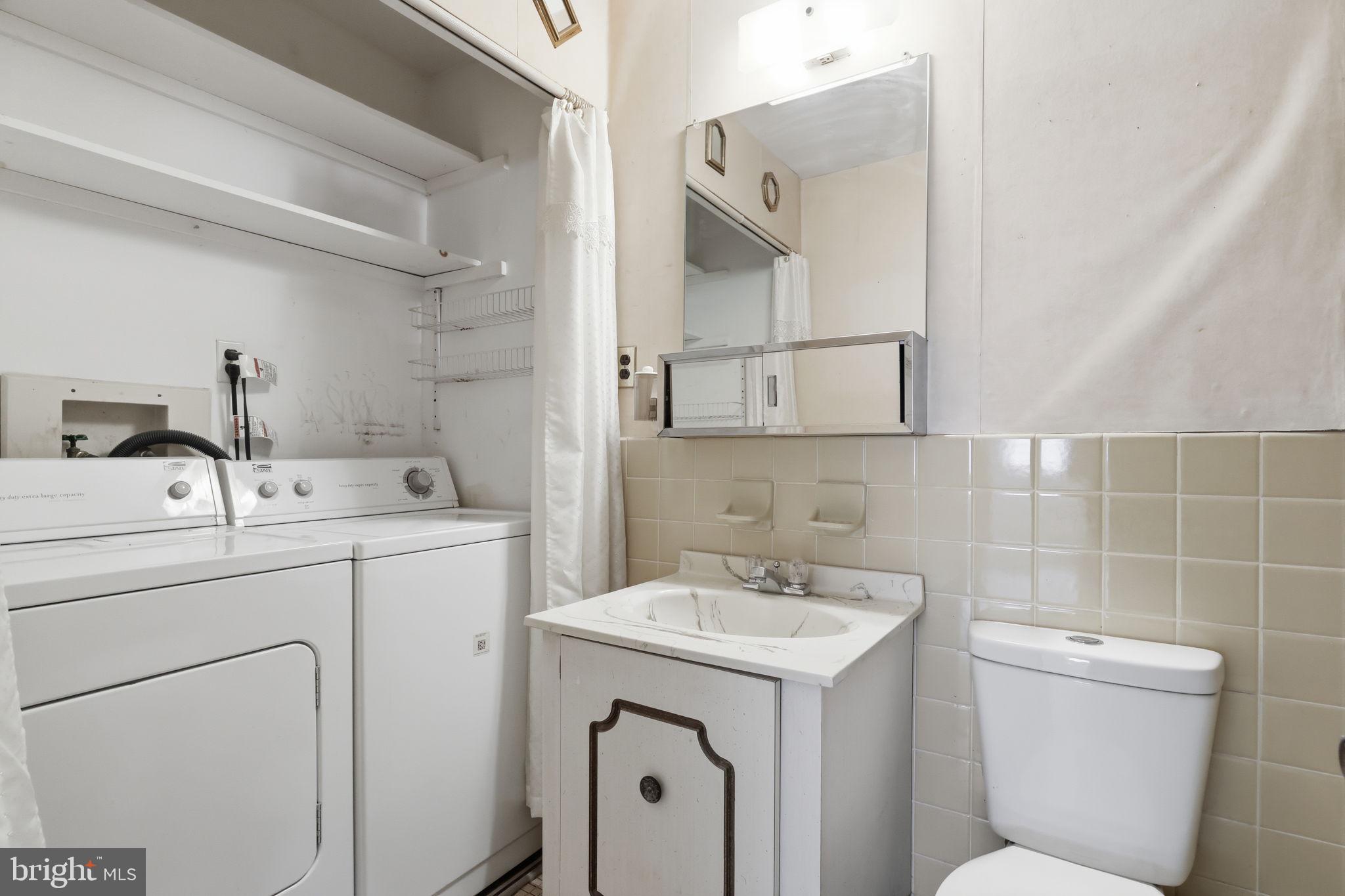7921 Fairfield Street Philadelphia, PA 19152 - Photo 19 of 36