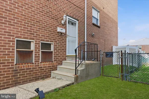 $519,900 | 7921 Fairfield Street, Philadelphia, PA 19152