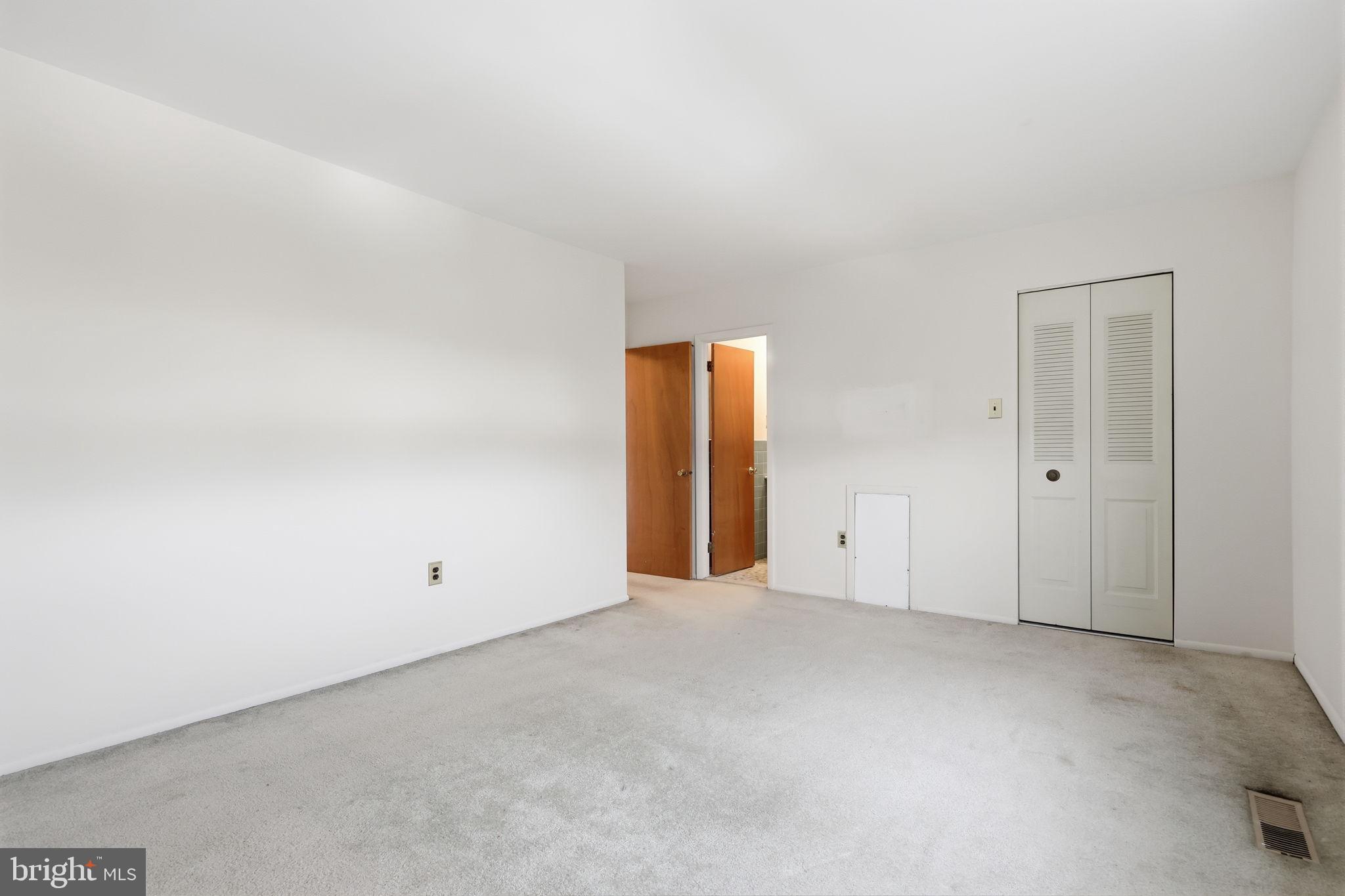 7921 Fairfield Street Philadelphia, PA 19152 - Photo 23 of 36