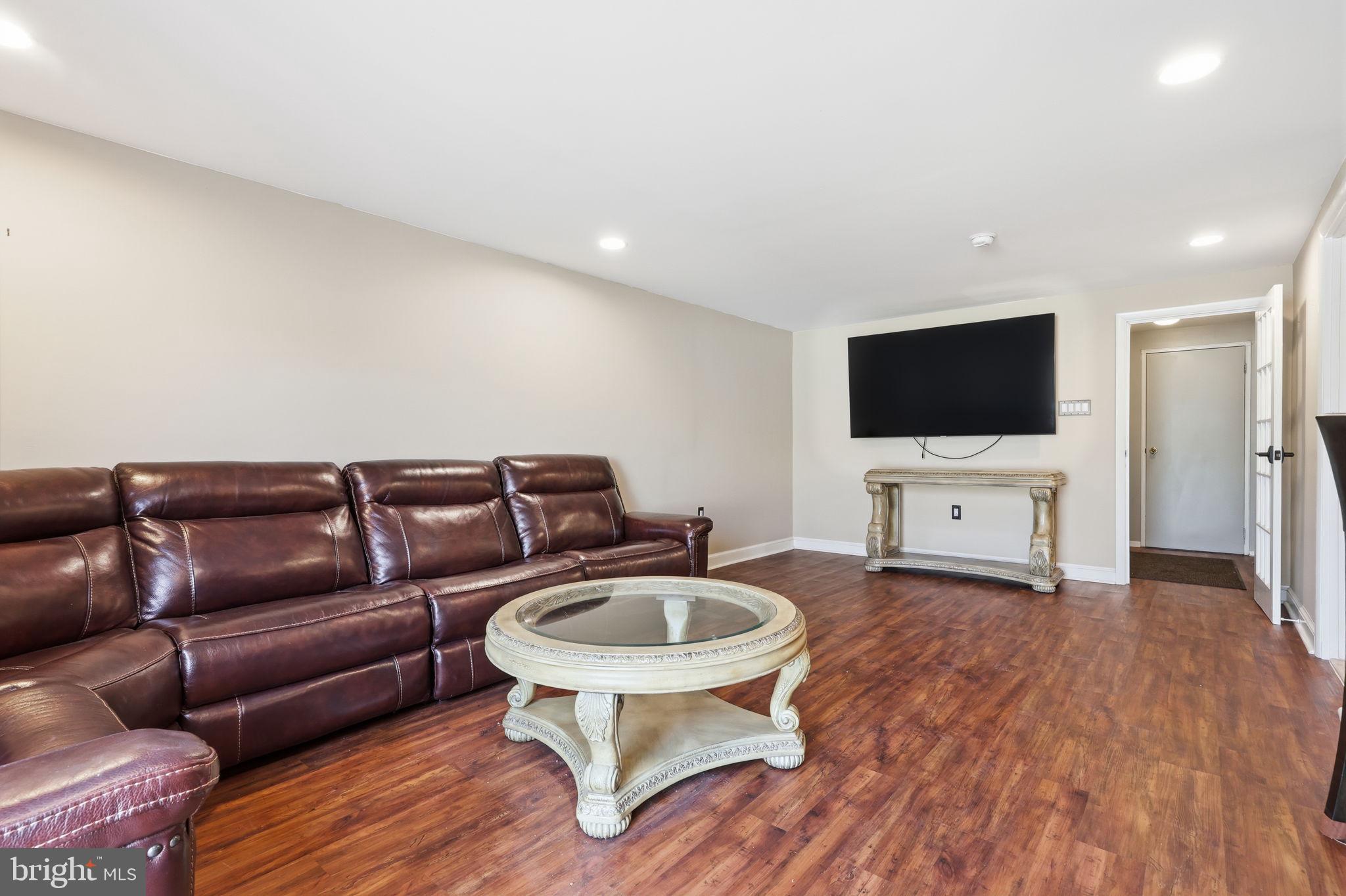 7921 Fairfield Street Philadelphia, PA 19152 - Photo 26 of 36