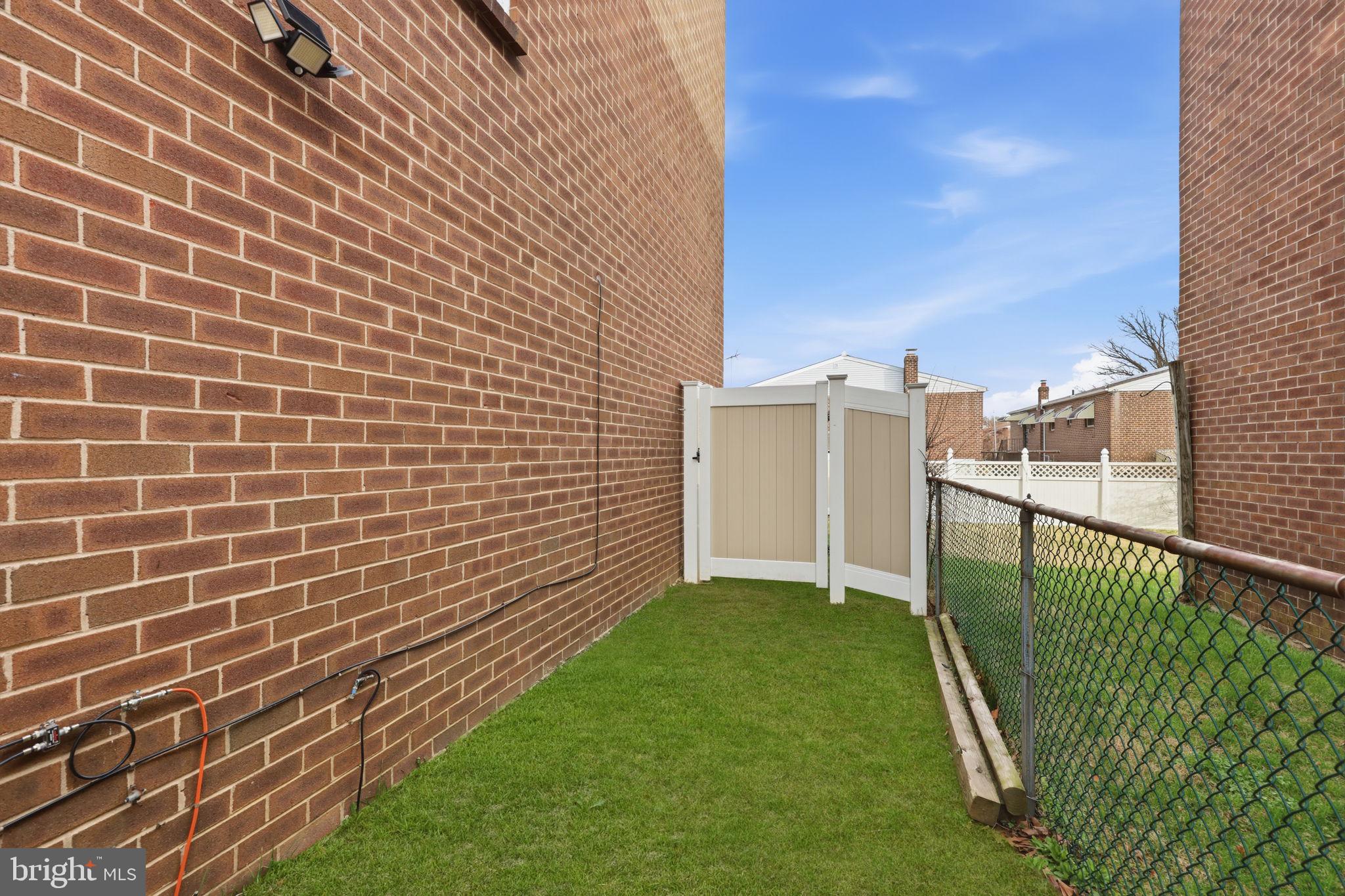 7921 Fairfield Street Philadelphia, PA 19152 - Photo 32 of 36