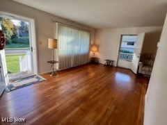 2375 Burnham Road Akron, OH 44333 - Photo 11 of 39 View of living room