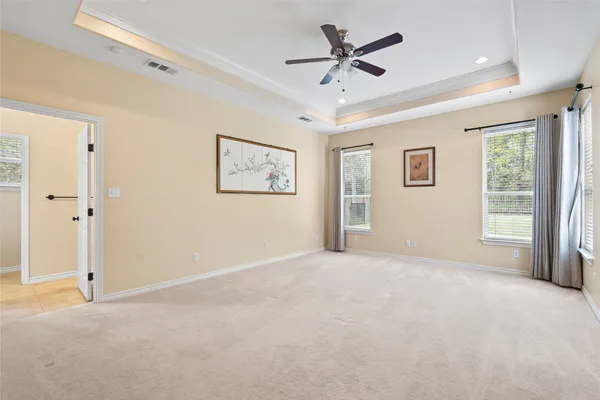 a view of an empty walk in closet