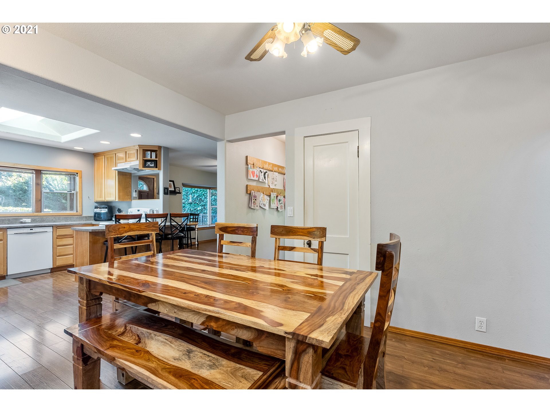88046 Riverview Avenue Mapleton, OR 97453 - Photo 6 of 32 Gallery Image 6