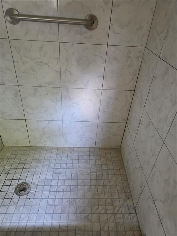 3767 Greentree Drive Decatur, GA 30032 - Photo 7 of 43