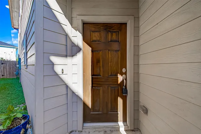 $1,950 | 5116 Dartmoor Ridge Trail, Houston, TX 77066