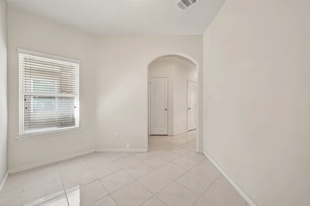 $1,950 | 5116 Dartmoor Ridge Trail, Houston, TX 77066