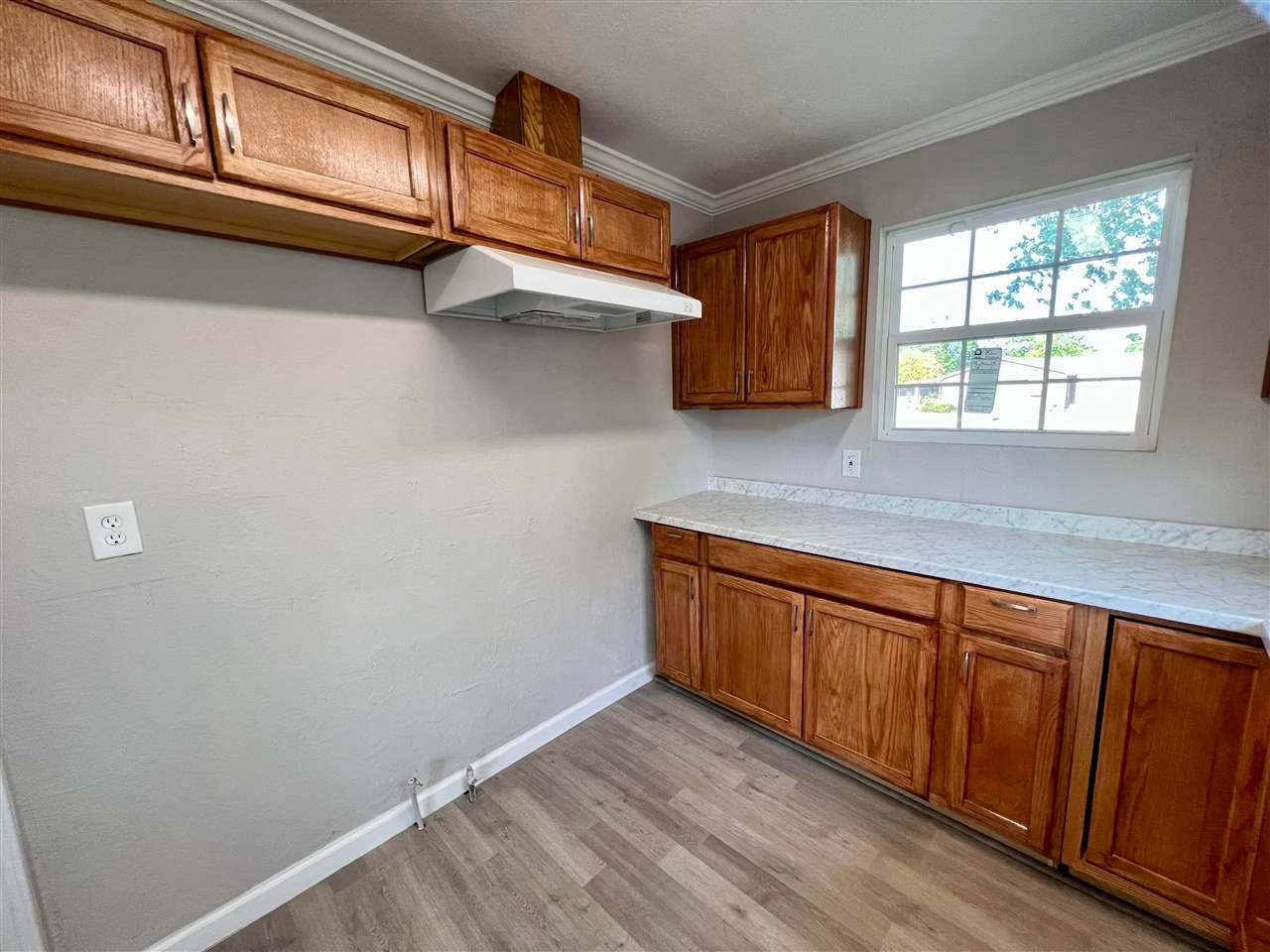 17 Cedar Street Perry, OK 73077 - Photo 9 of 16 Gallery Image 9