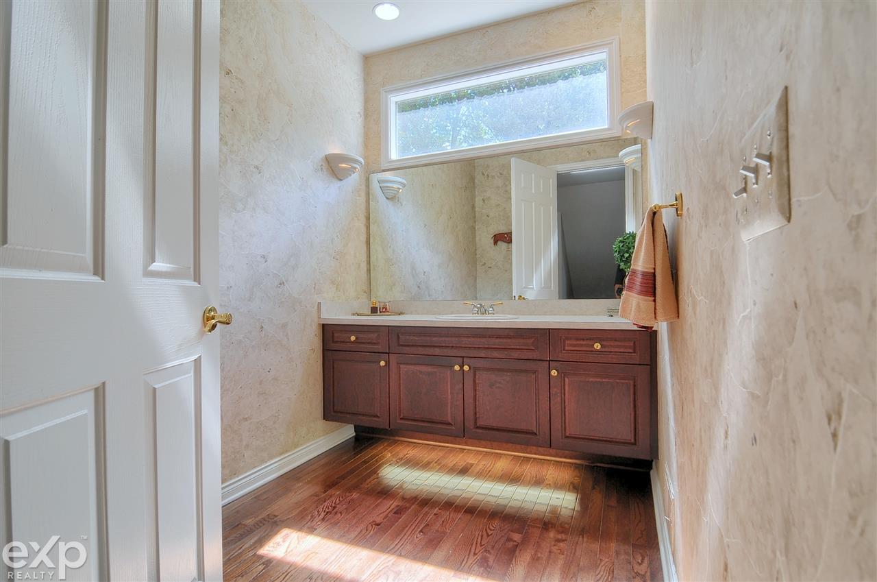 60525 Balmoral Way Rochester, MI 48306 - Photo 23 of 55 Gallery Image 23