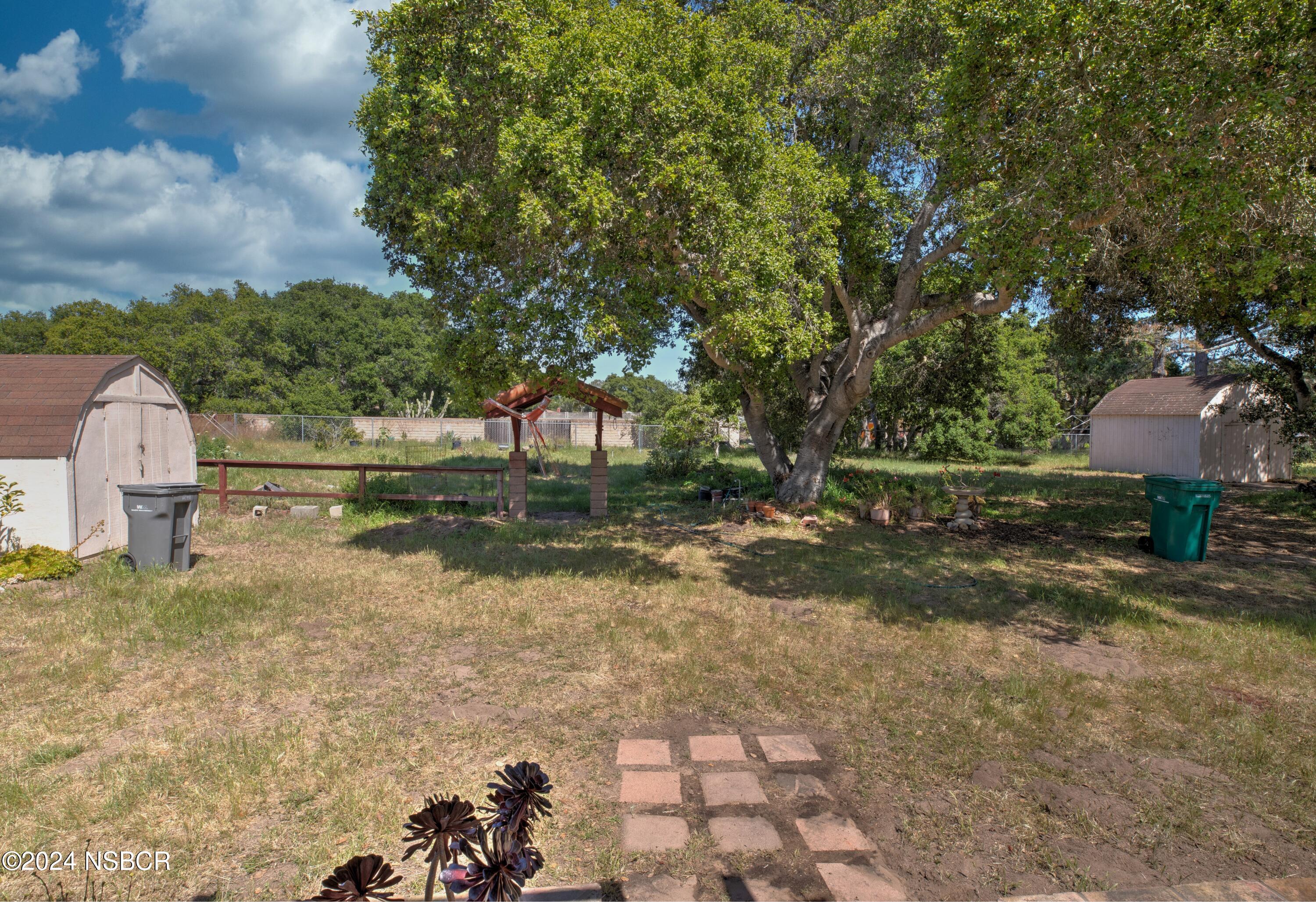 2950 Oak Pointe Drive Lompoc, CA 93436 - Photo 6 of 36 Tom Hinkens-5 b