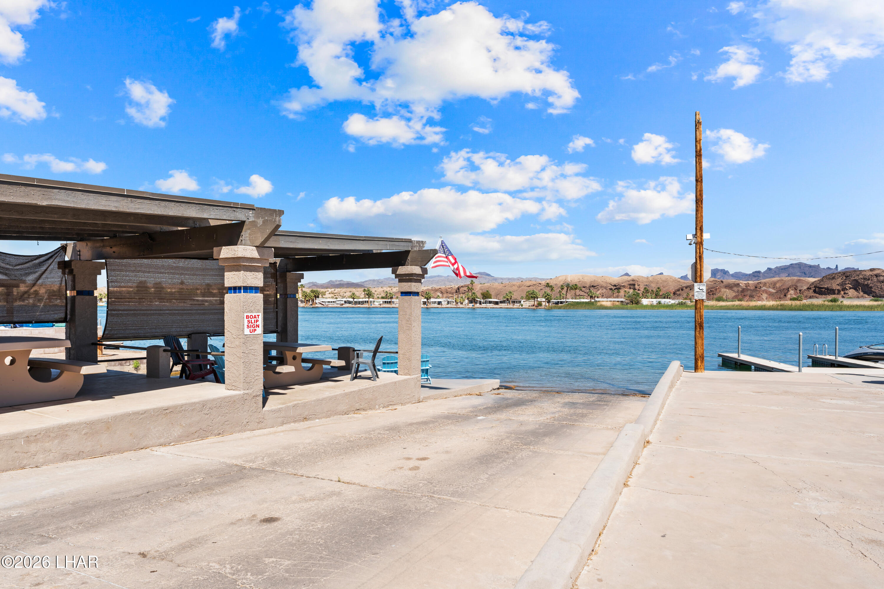 10112 Harbor View Road Parker, AZ 85344 - Photo 43 of 54 HOA Launch Ramp