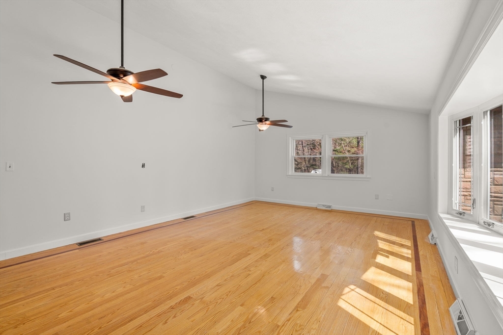 44 Connolly Road Billerica, MA 01821 - Photo 15 of 39