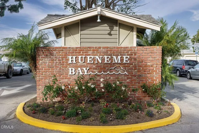 a picture of water view