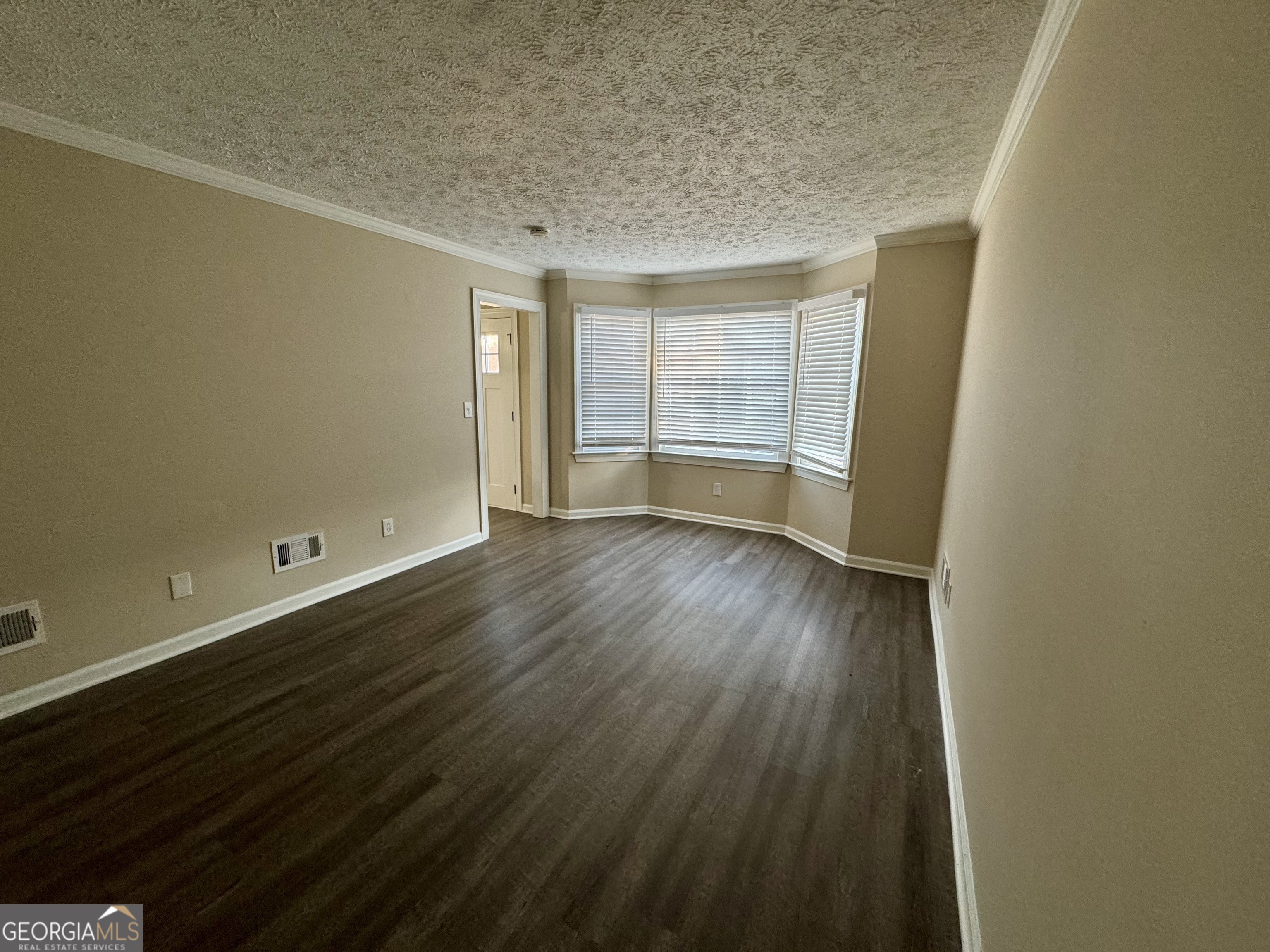 6380 Phillips Place Lithonia, GA 30058 - Photo 8 of 14