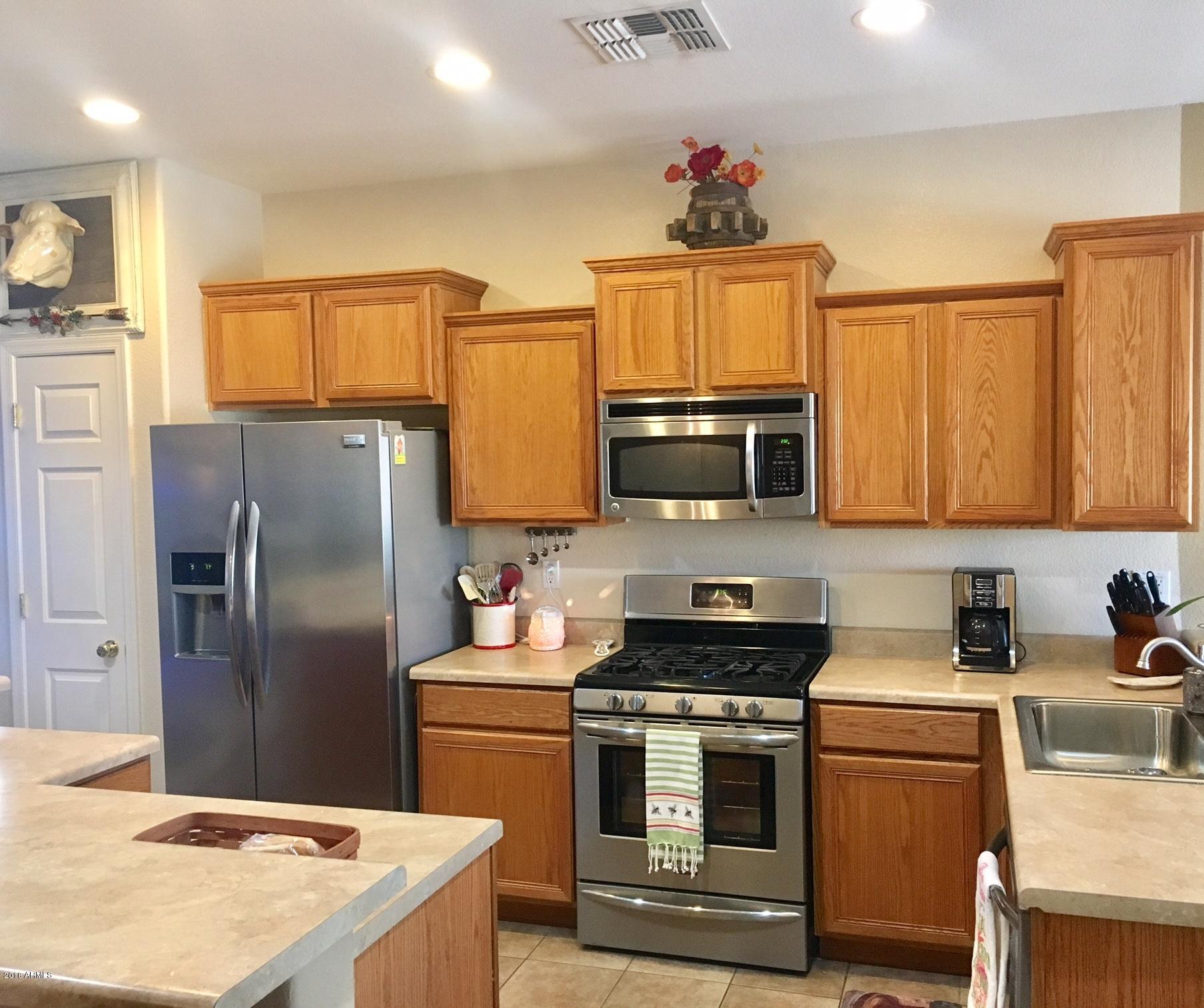 14629 West Hearn Road Surprise, AZ 85379 - Photo 4 of 22 Updated Appliance