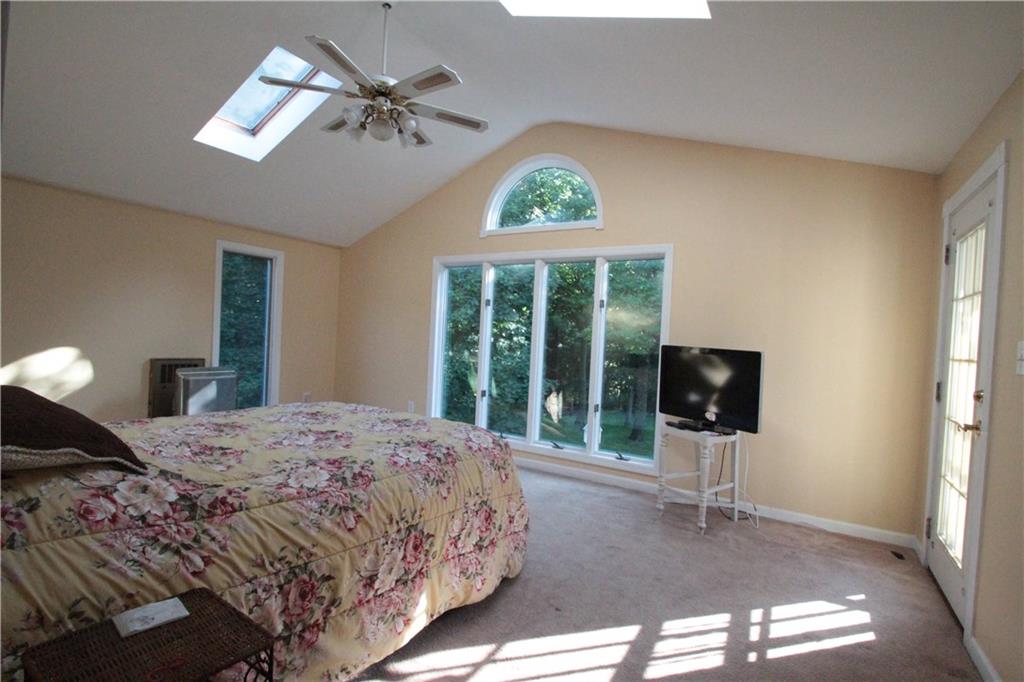 144 Ridgewood Road Pittsburgh, PA 15237 - Photo 13 of 22 Gallery Image 13