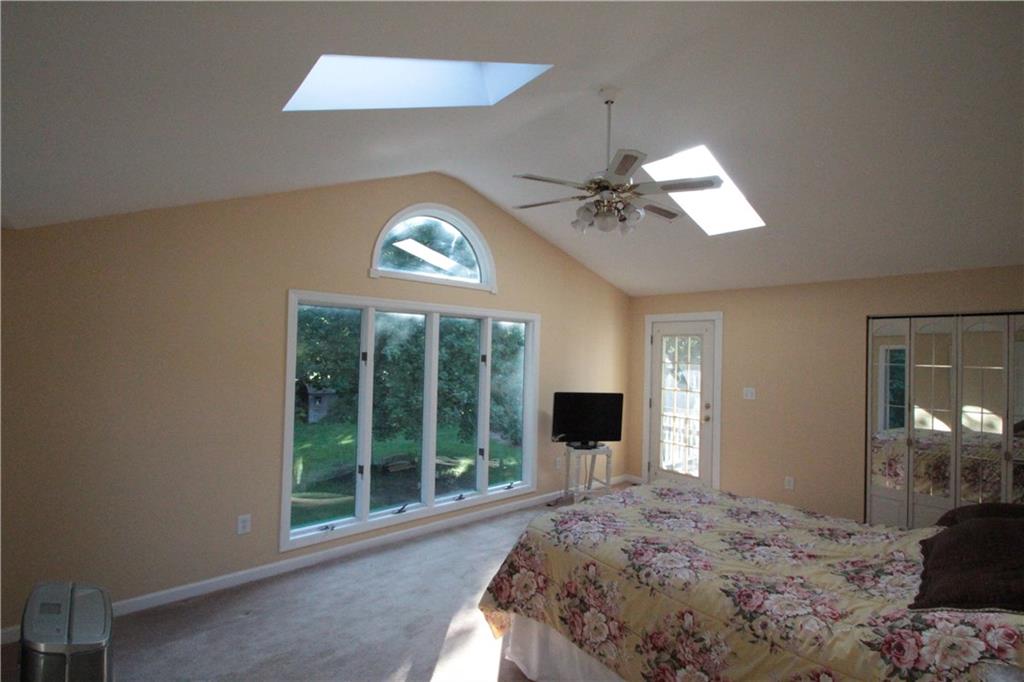 144 Ridgewood Road Pittsburgh, PA 15237 - Photo 14 of 22 Gallery Image 14