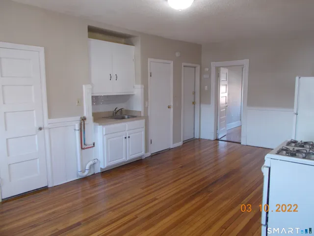 $1,095,000 | 103 Grove Street, New Britain, CT 06053