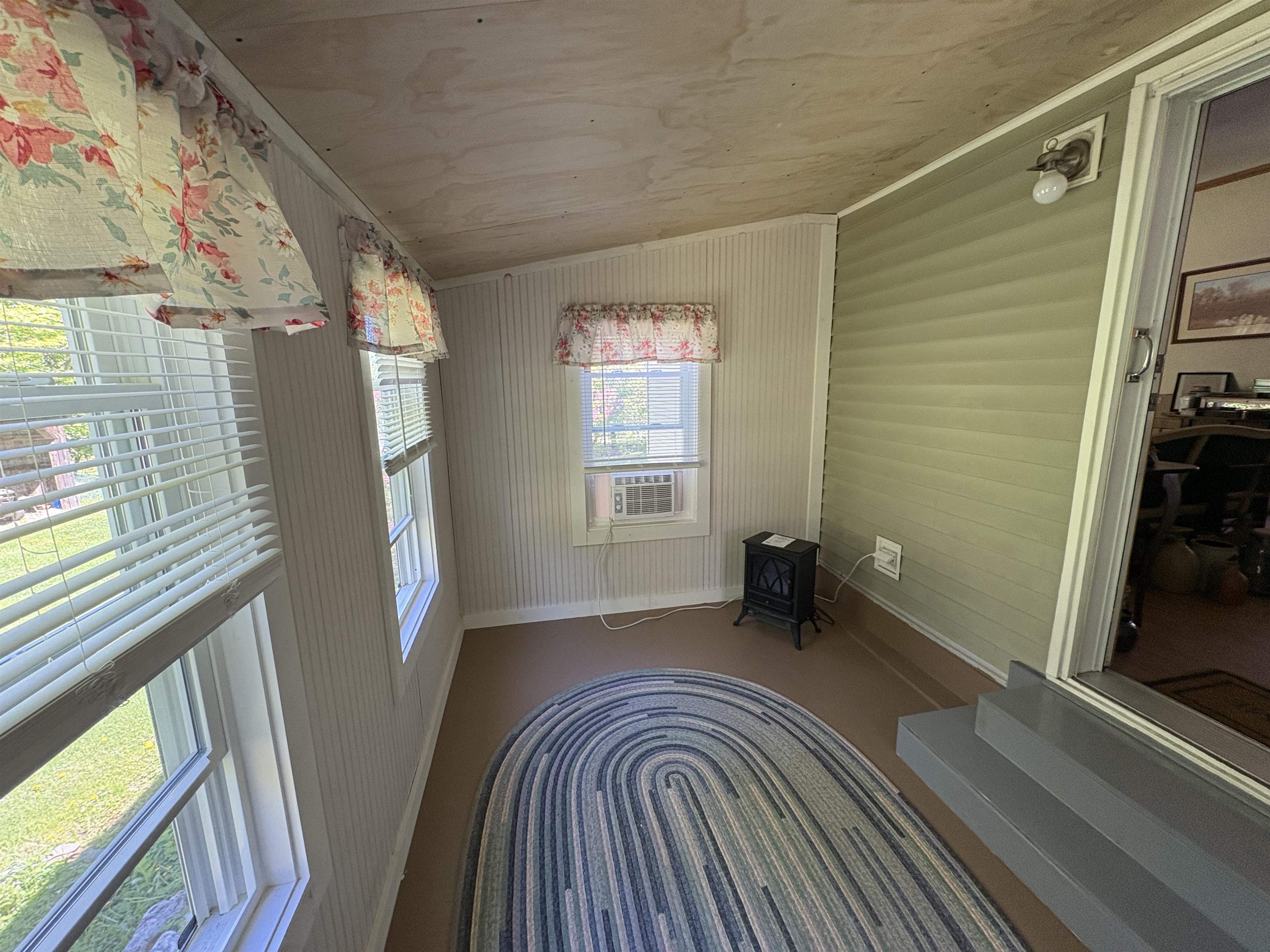 396 Rand Road Randolph, VT 05061 - Photo 15 of 28