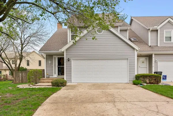 $309,000 | 11616 Bluejacket Street, Overland Park, KS 66210