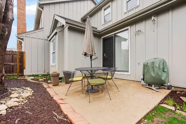 $309,000 | 11616 Bluejacket Street, Overland Park, KS 66210