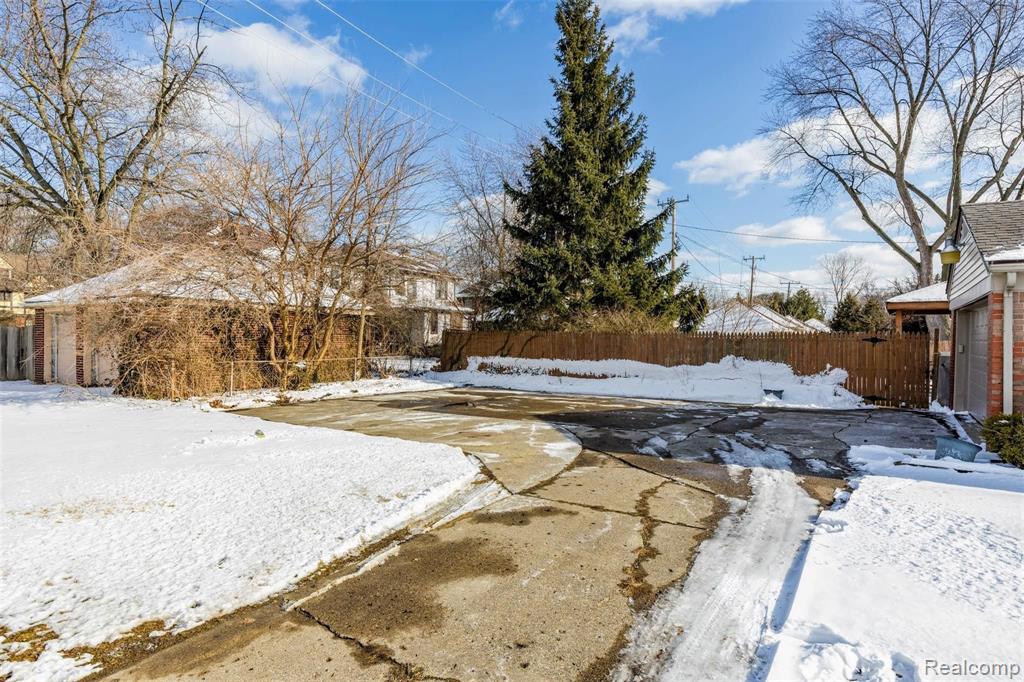 1442 Devonshire Road Grosse Pointe Park, MI 48230 - Photo 39 of 48