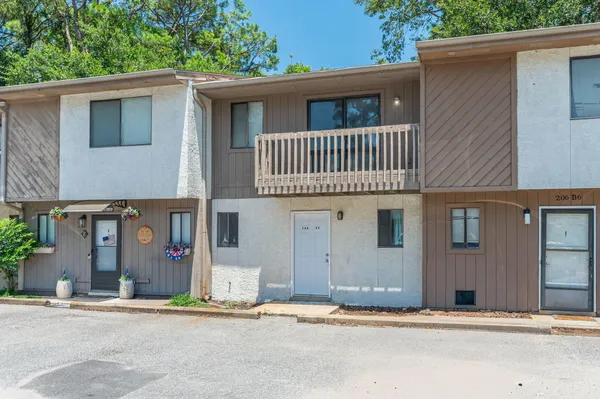 $1,750 | 206 Fourth Street Southeast, Unit B5, Fort Walton Beach, FL 32548