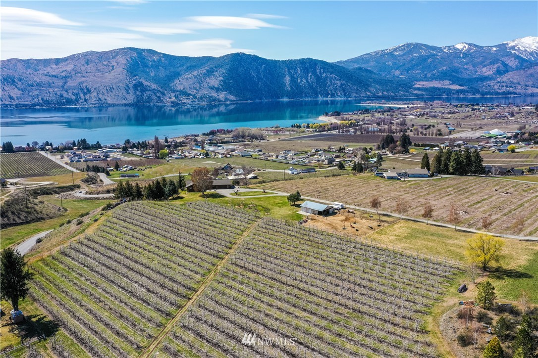 157 Snuffy Smith Road Manson, WA 98831 - Photo 1 of 40 Gallery Image 1