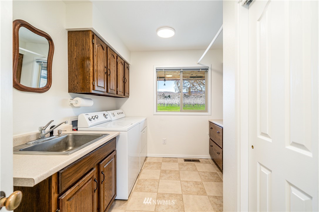 157 Snuffy Smith Road Manson, WA 98831 - Photo 40 of 40 Gallery Image 40