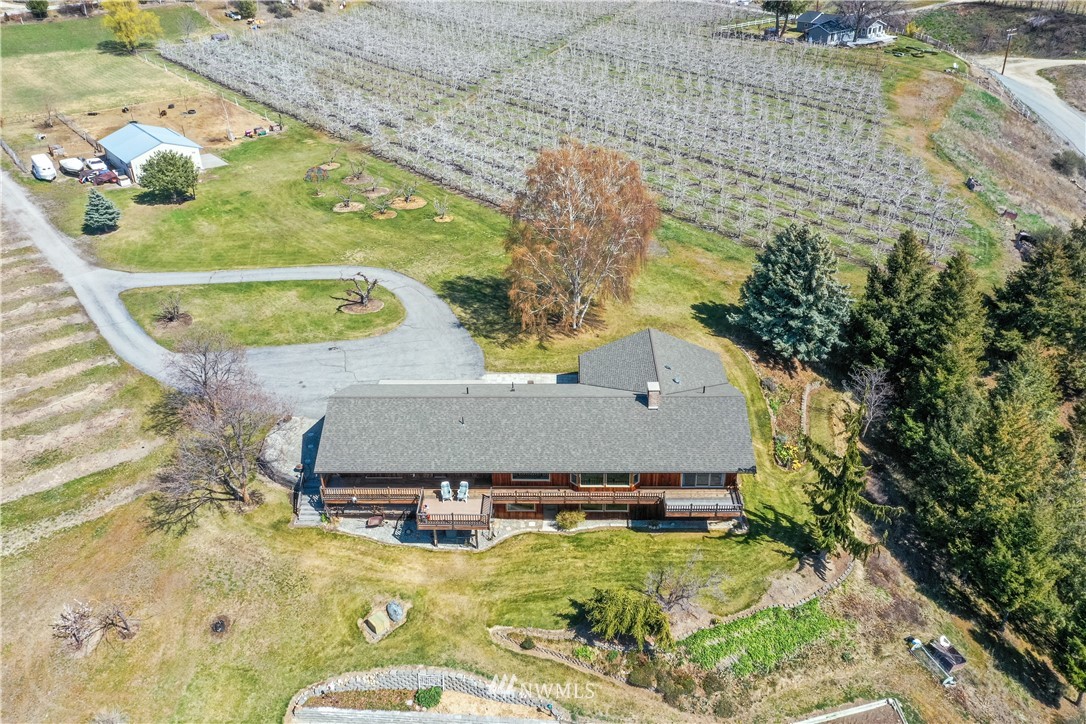 157 Snuffy Smith Road Manson, WA 98831 - Photo 8 of 40 Gallery Image 8