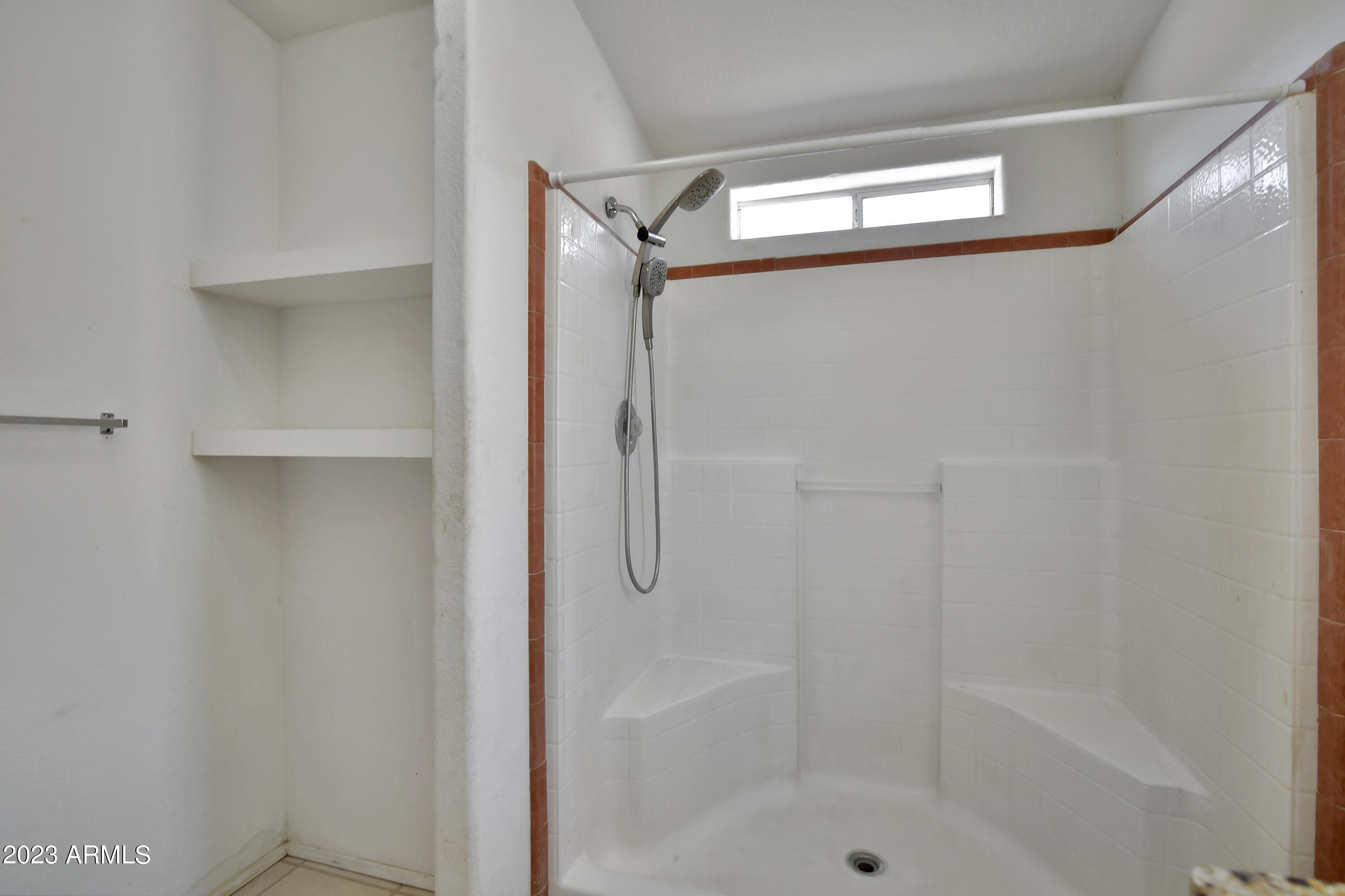 12370 Jacobs Road Mayer, AZ 86333 - Photo 11 of 27 MASTER SHOWER