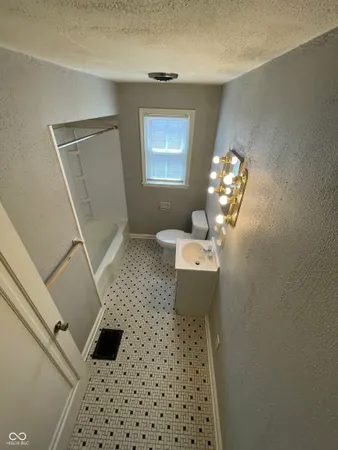 $750 | 53 Jenny Lane, Indianapolis, IN 46201
