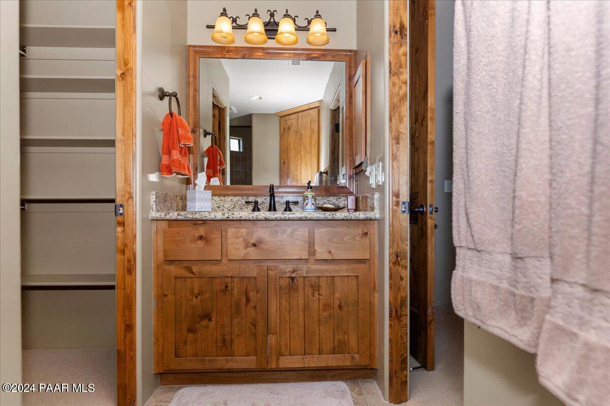5040 Indian Camp Road, Unit 4 Prescott, AZ 86305 - Photo 31 of 57 31-Jack And Jill Bathroom