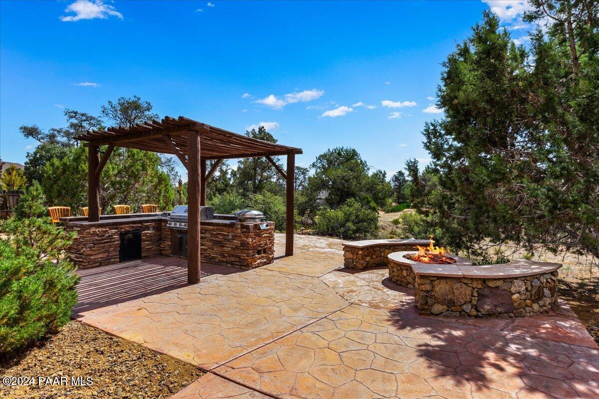 5040 Indian Camp Road, Unit 4 Prescott, AZ 86305 - Photo 45 of 57 45-Backyard Kitchen