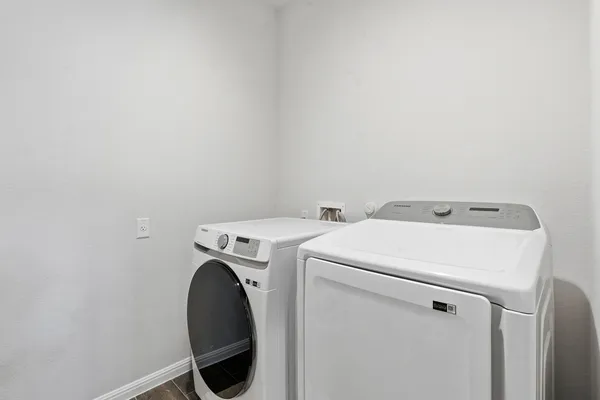 $385,000 | 12413 Ostrich Trail, Manor, TX 78653