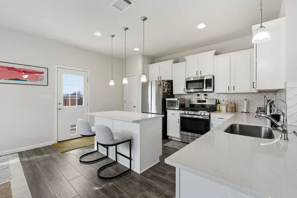 $385,000 | 12413 Ostrich Trail, Manor, TX 78653