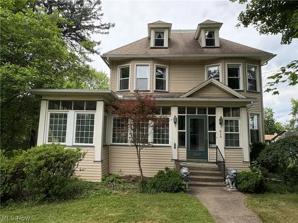 $185,000 | 816 North Market Street, Lisbon, OH 44432