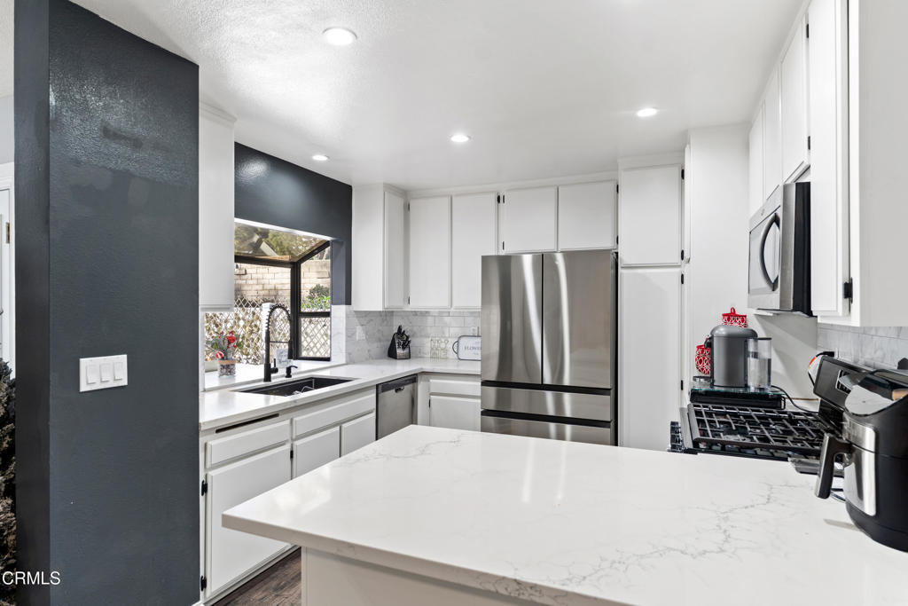 1103 Catlin Street, Unit B Simi Valley, CA 93065 - Photo 22 of 23