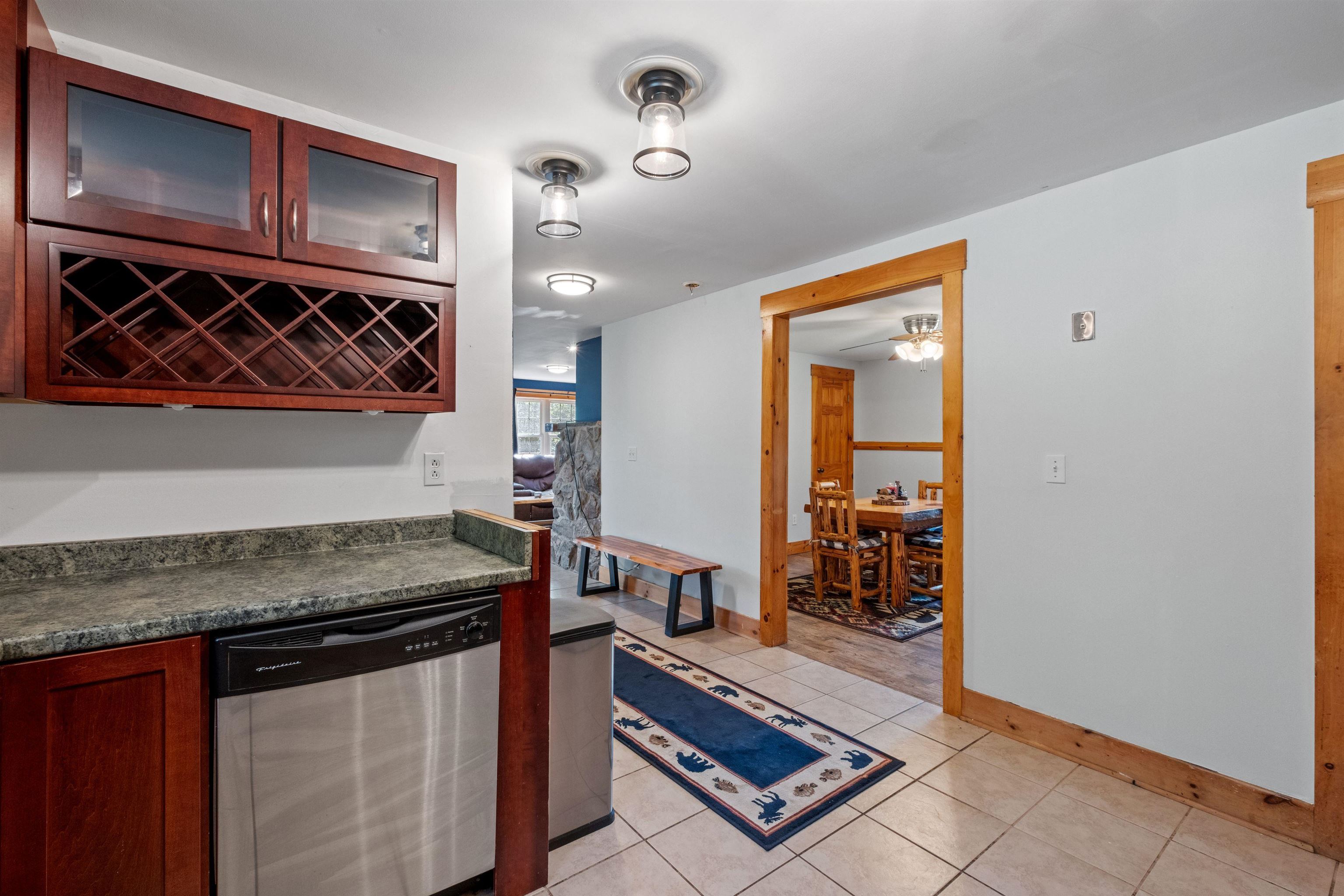 148 Bear Road Haverhill, NH 03774 - Photo 5 of 57