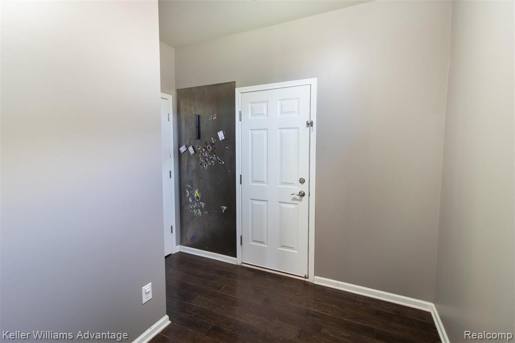 27679 Hartwick Circle Novi, MI 48374 - Photo 22 of 51