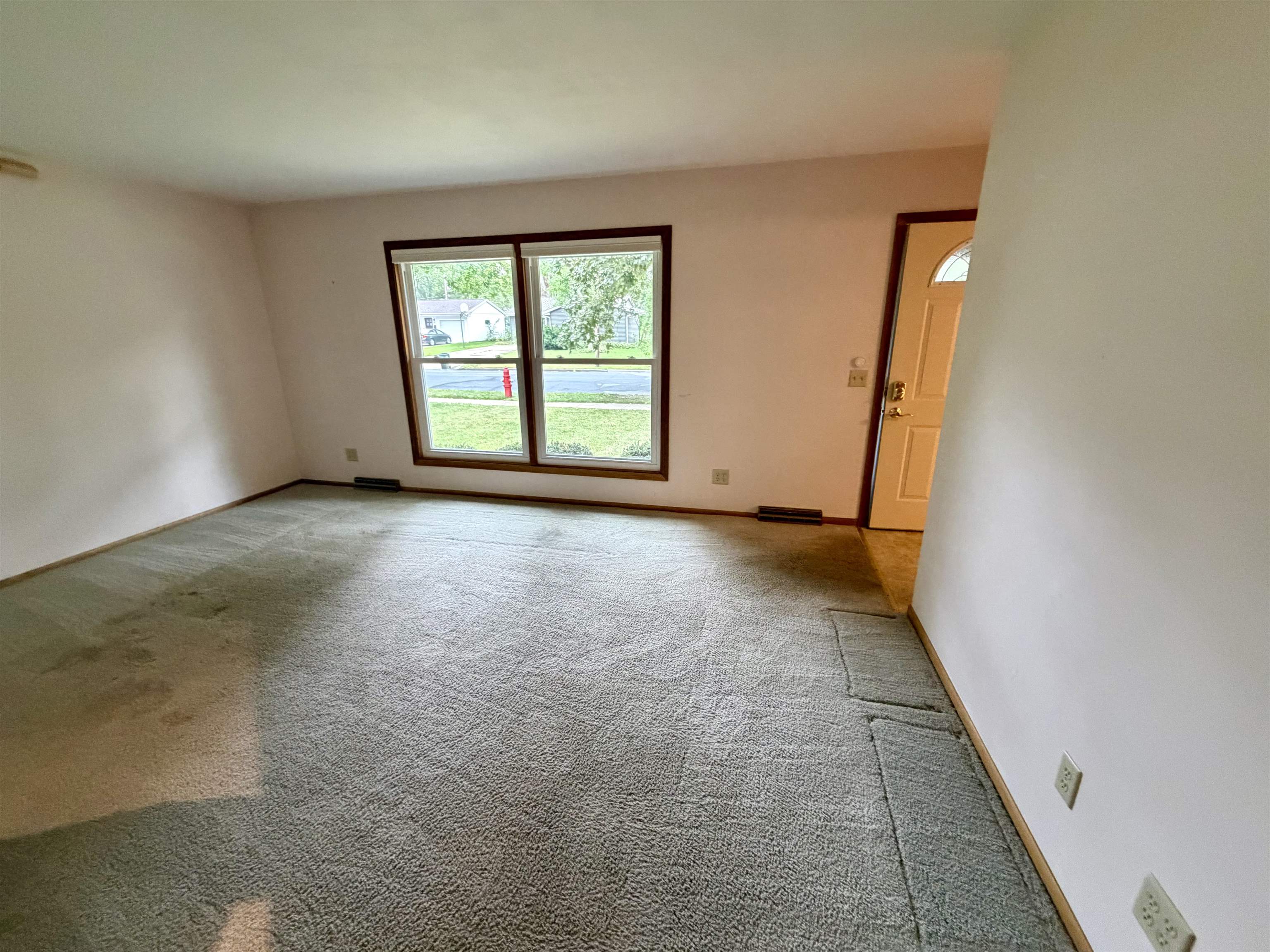 1709 Lynndale Road Madison, WI 53711 - Photo 2 of 18 Gallery Image 2