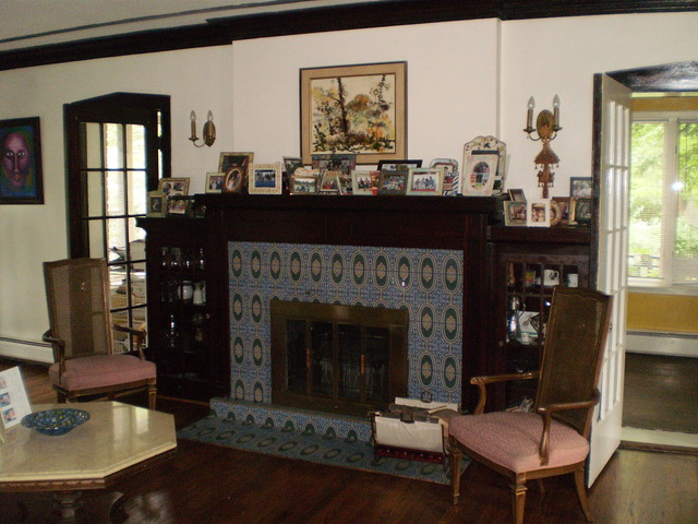 197 Longcommon Road Riverside, IL 60546 - Photo 3 of 25 a living room with furniture and a fireplace