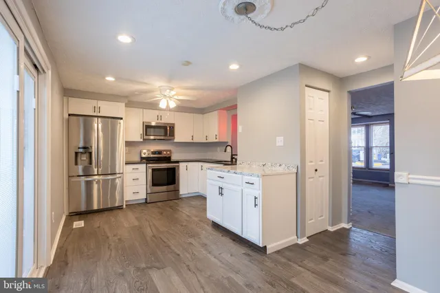 $335,000 | 39 Trailwood Road, Baltimore, MD 21236