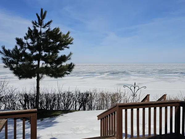 $574,900 | 46501 Lucretia Lane, Isle, MN 56342
