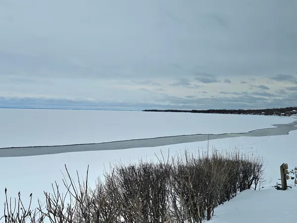 $574,900 | 46501 Lucretia Lane, Isle, MN 56342